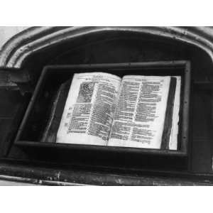  Archbishop Thomas Cranmers Bible in the North Choir Aisle 