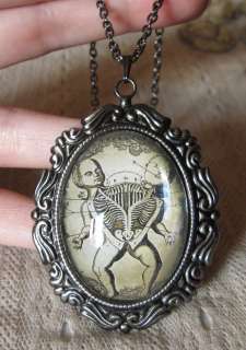   Conjoined Siamese Twin Glass CAMEO necklace/PENDANT HALLOWEEN New