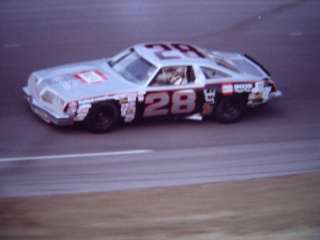 1980 NASCAR PHOTO DAYTONA 500 BUDDY BAKER WINNER #28  