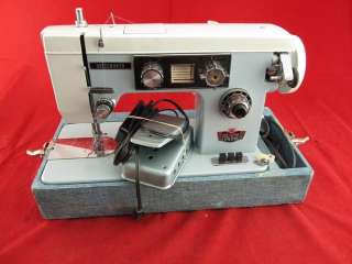 Dressmaker Sewing Machine with Case Model SWA2000 ZIG ZAG Standard 